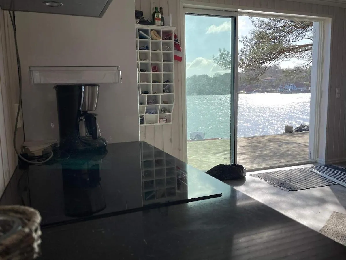 6 Person Holiday Home In Rubbestadneset