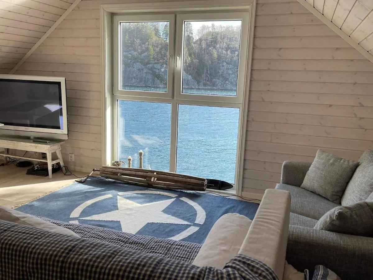 6 Person Holiday Home In Rubbestadneset Norway